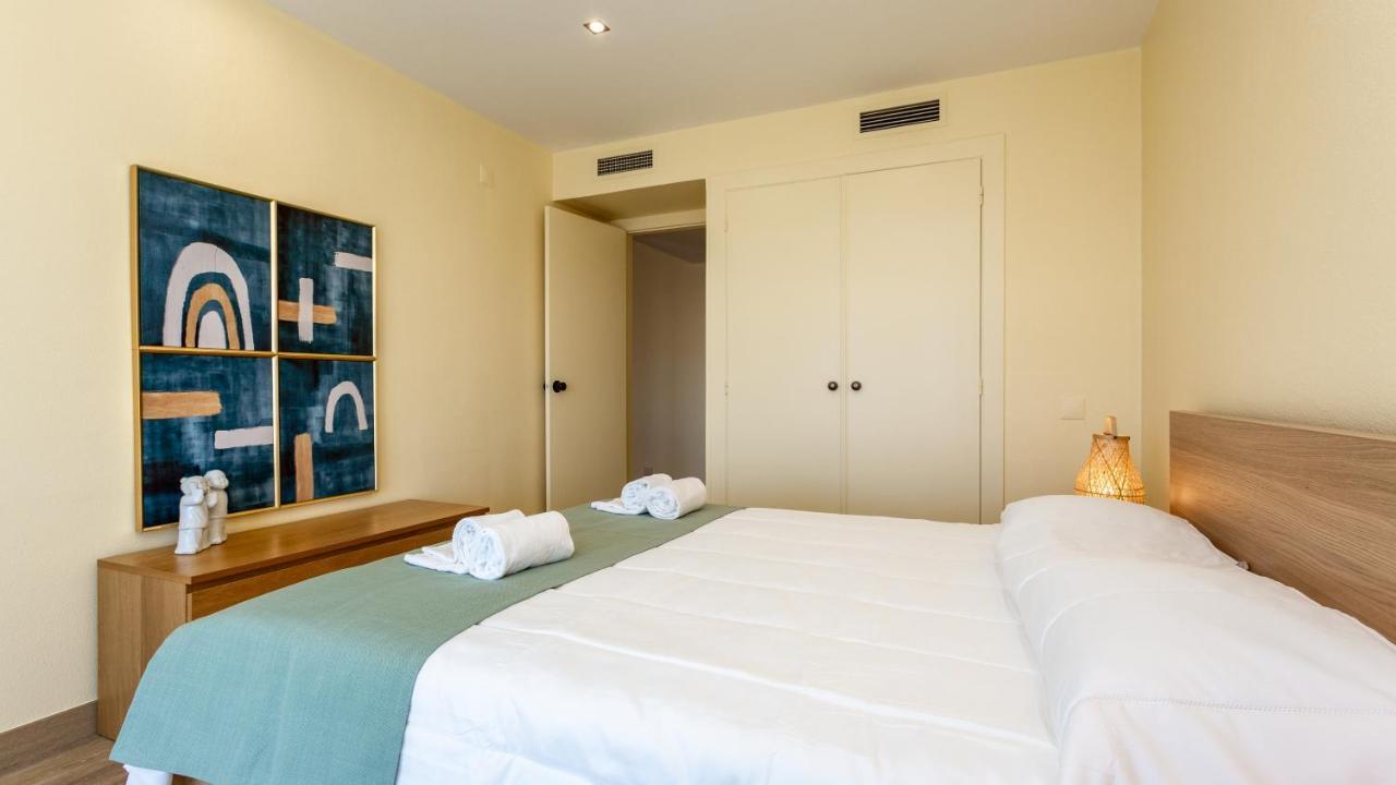 Divine Marina Apartment W/ Pool & Garden By Lovelystay Quarteira Exterior foto